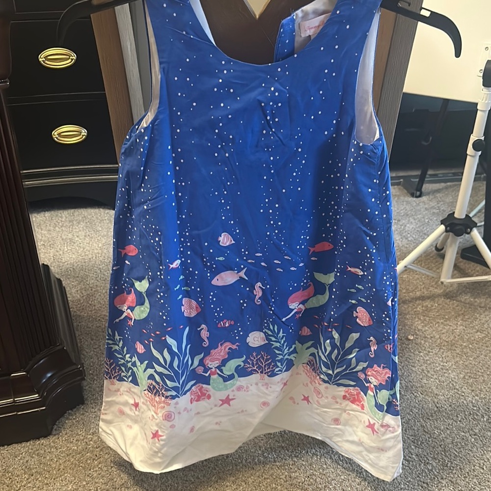 Tommy Bahama Blue and White Ocean Scene Tank Top